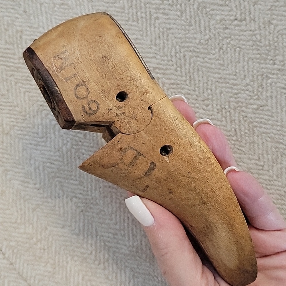 ANTIQUE COBBLER CHILDREN'S SHOE FORM